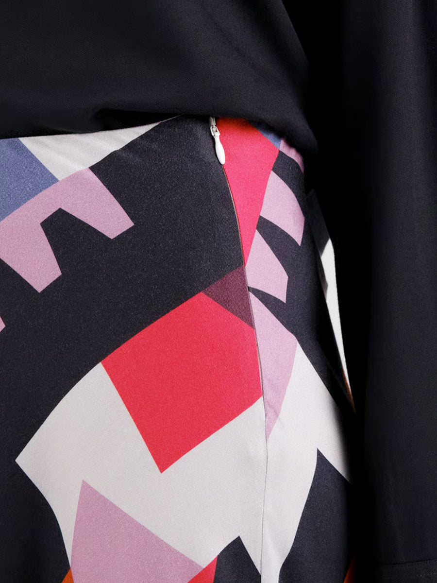 Mellby Heavy Skirt - Abstract Chaos Multi