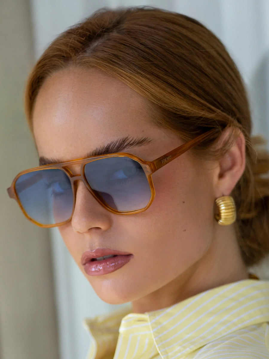 Billie Sunglasses - Light Brown
