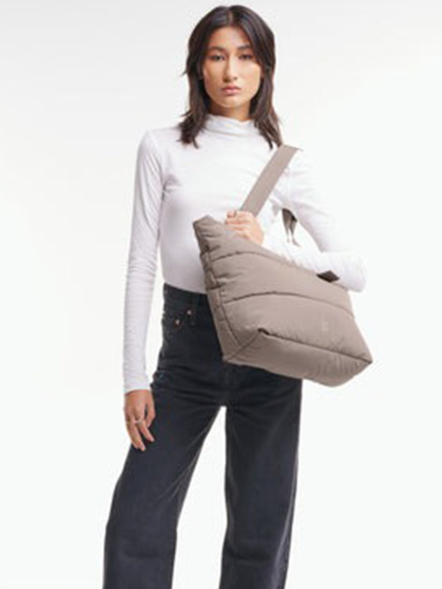 The Puffer Tote Bag - Oyster