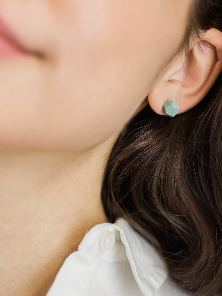 Faceted Studs - Mint Green