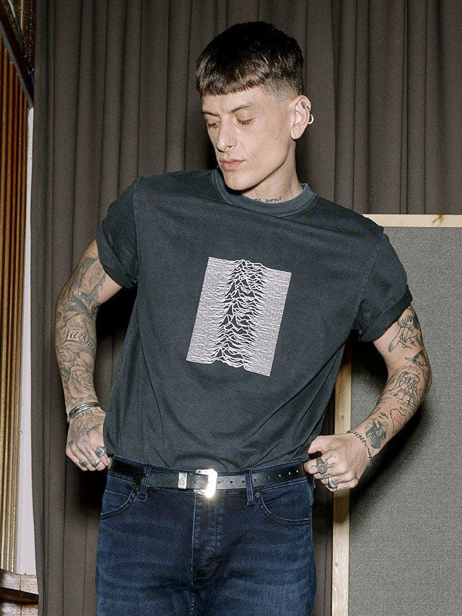 Unknown Pleasures Band Tee - Black