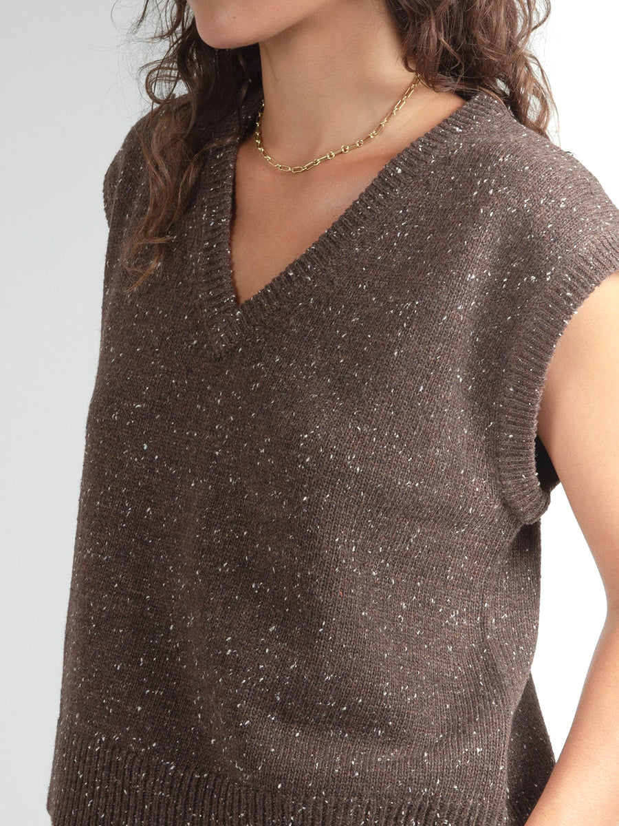 Finley Cable Knit Vest - Brown