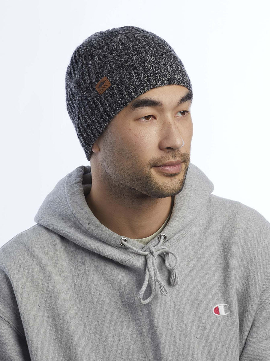 Yukon Cable Knit Wool Beanie - Black