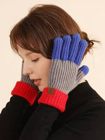 Color-Blocked Touchscreen Gloves - Pink & Burgundy