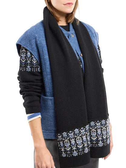 Jacquard Wool Scarf - Black Flowers