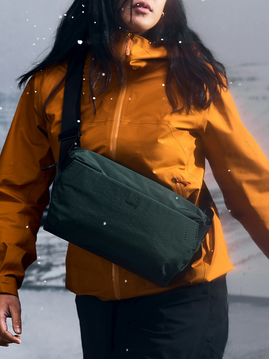 Venture 9L Sling - Black