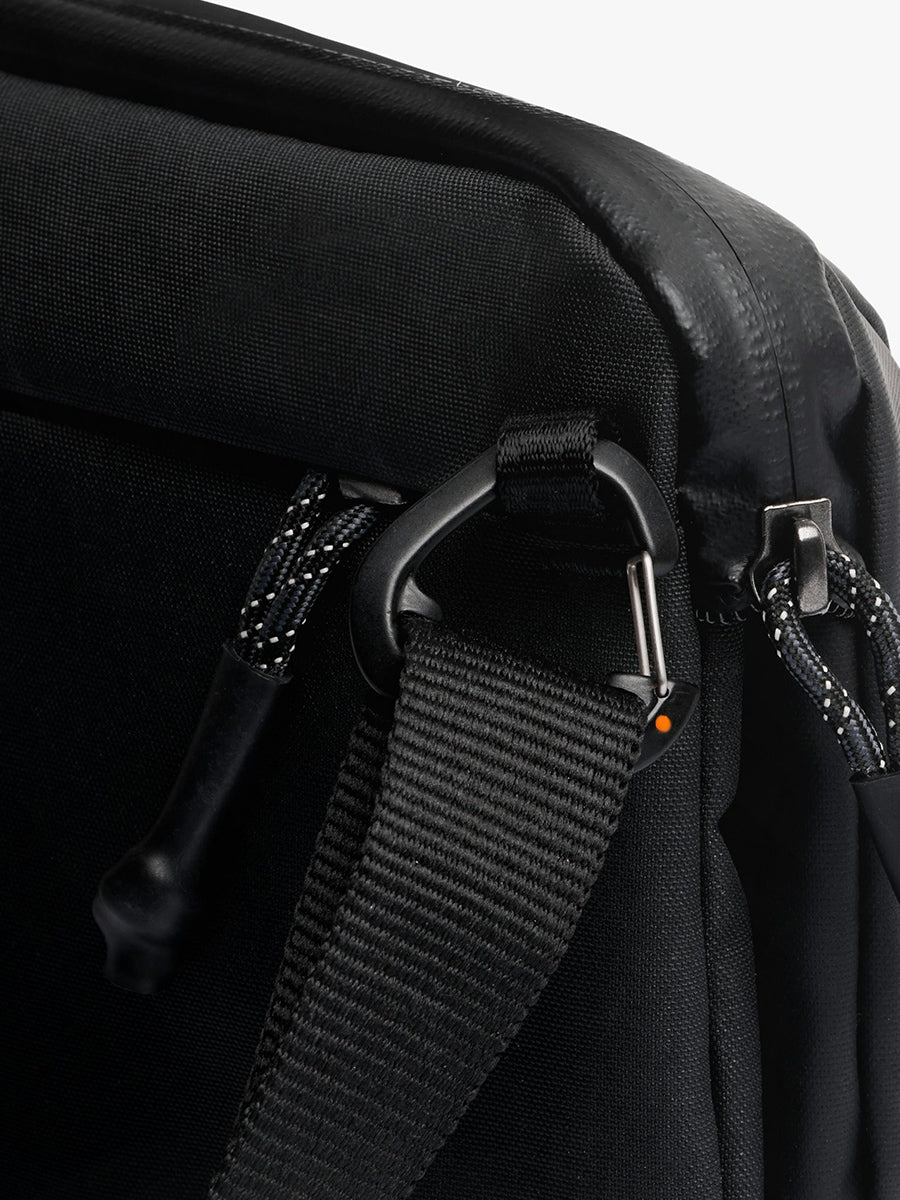 Venture Travel Crossbody - Jet Black