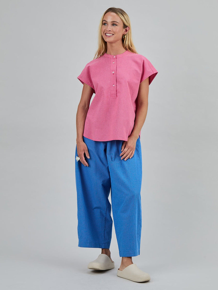Checks Sleeveless Blouse - Pink