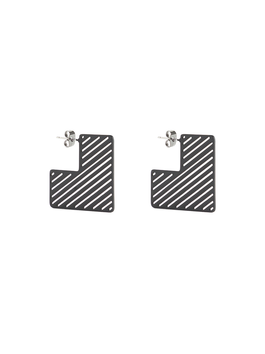 Skaret Earrings - Black