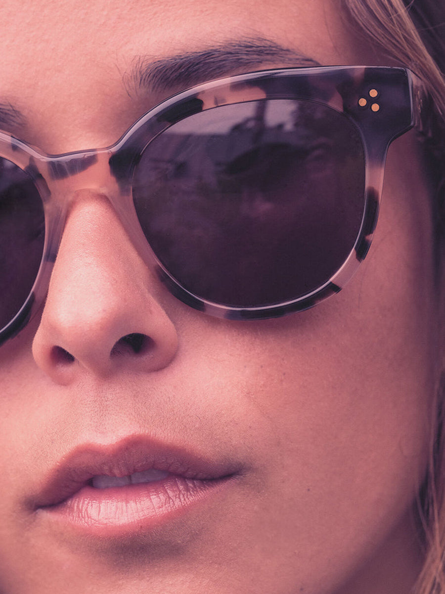 Nikol Sunglasses - Coral Tortoise & Dark Smoke