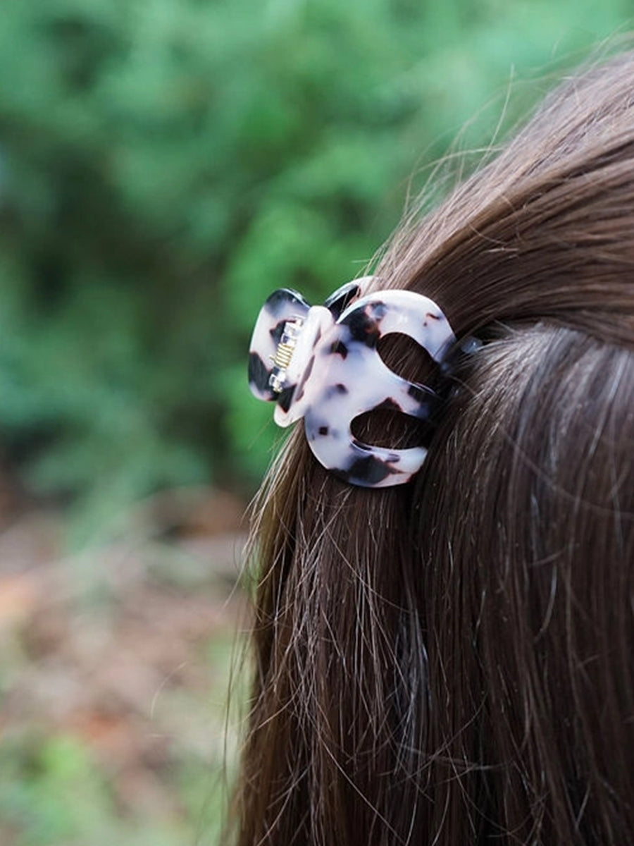 Claire Mini Hair Claw - Blonde Tortoise