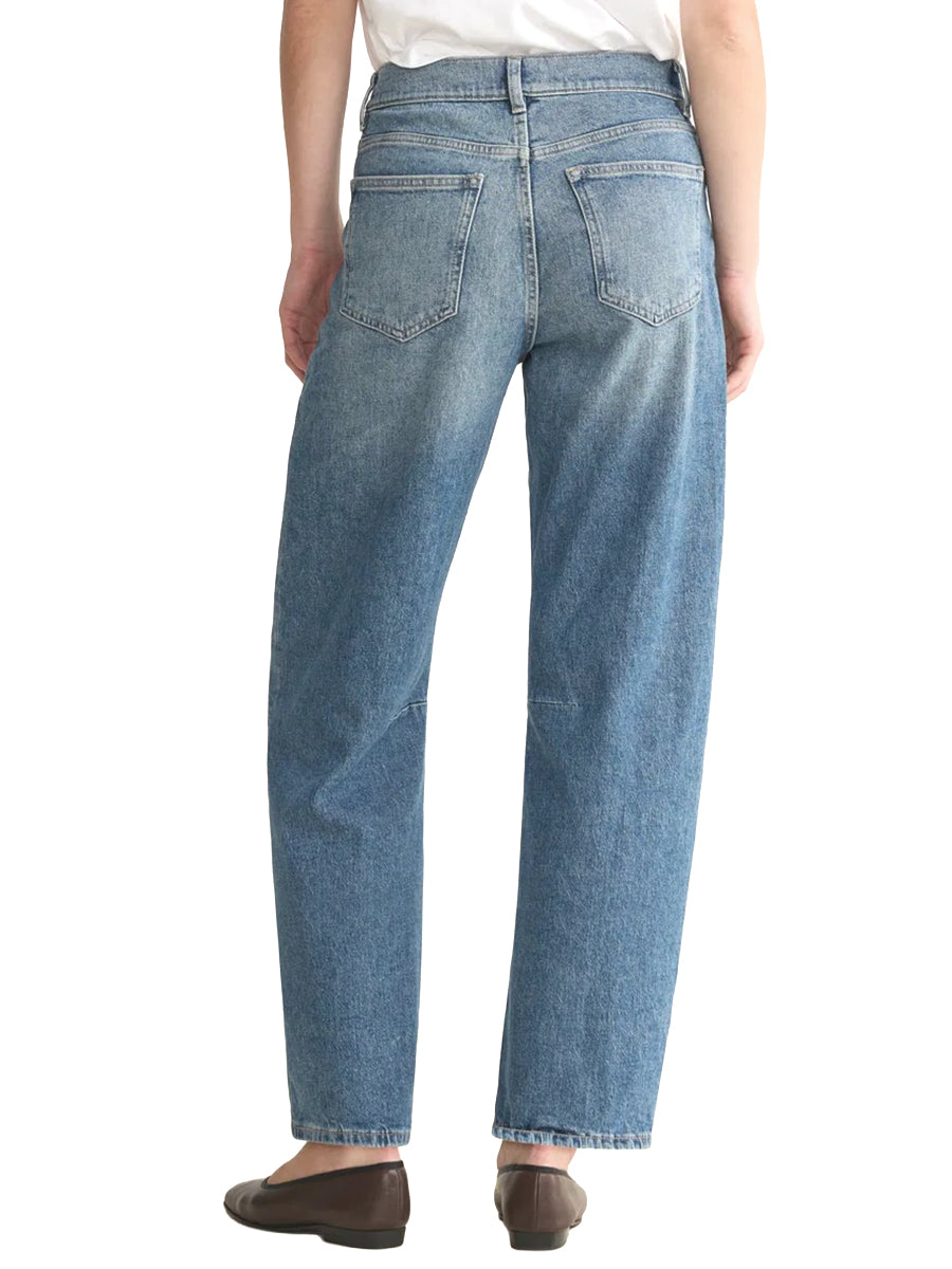 BNA Twill Soft-Curve Barrel Jeans - Sadie
