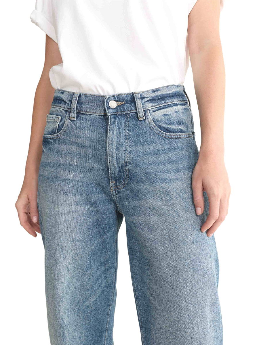 BNA Twill Soft-Curve Barrel Jeans - Sadie